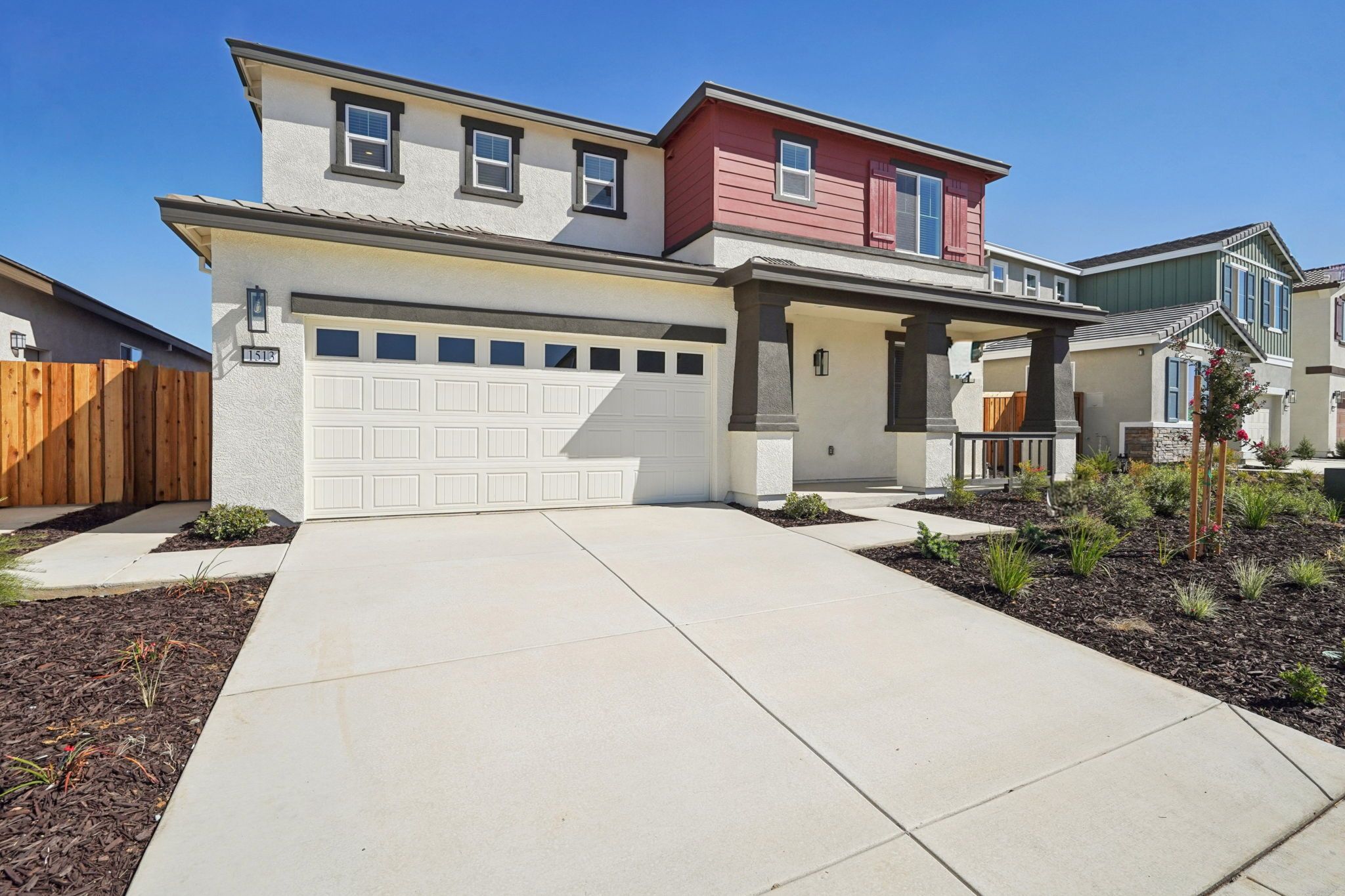 1513 McIntyre St (Residence 2)