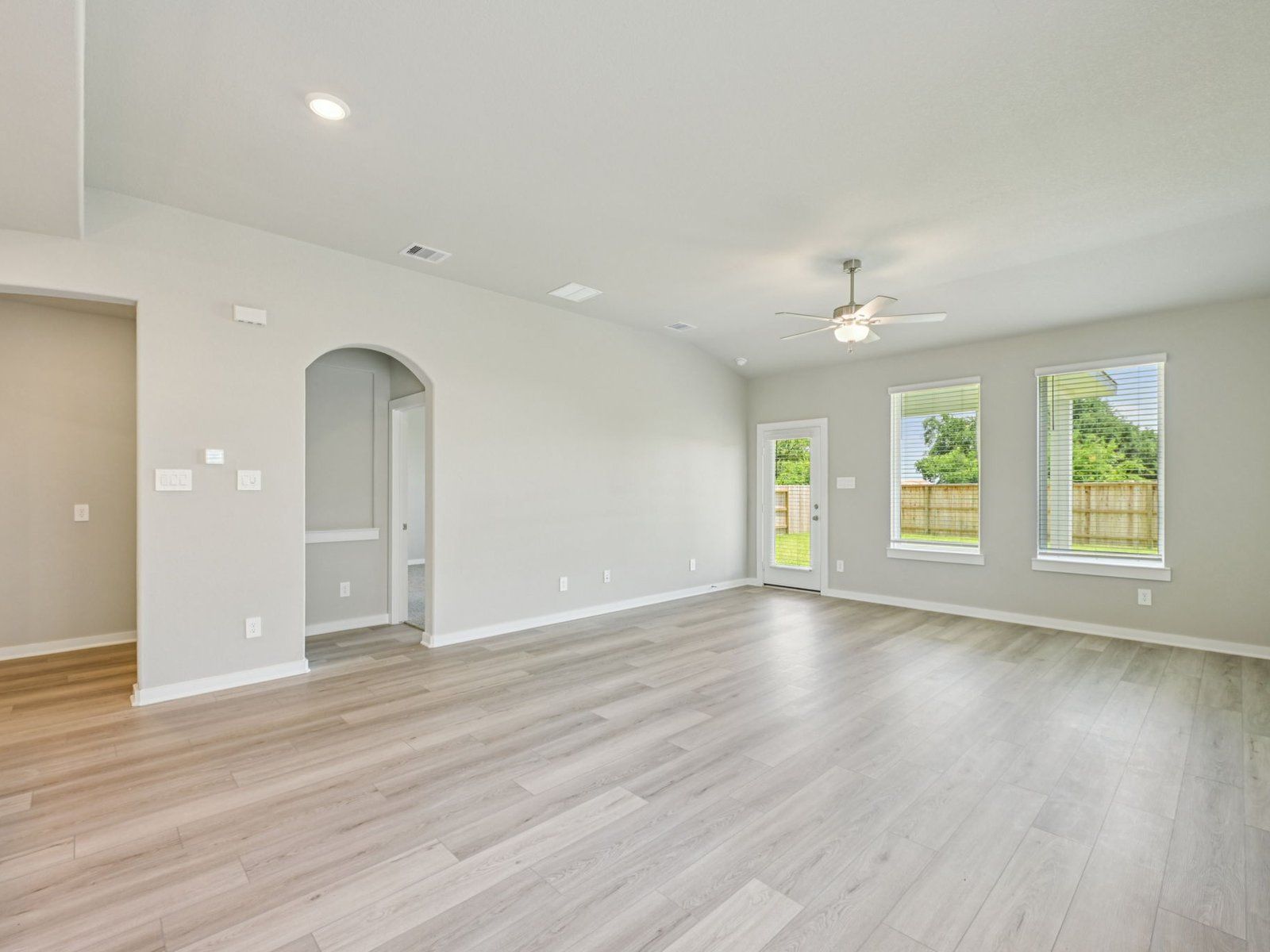 18471 Landing Meadows Lane (The Texoma (3L08))