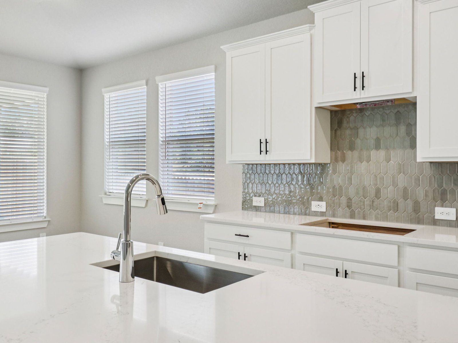 The Holly (4004) - Sagebrooke - Classic Series: San Antonio, Texas - Meritage Homes