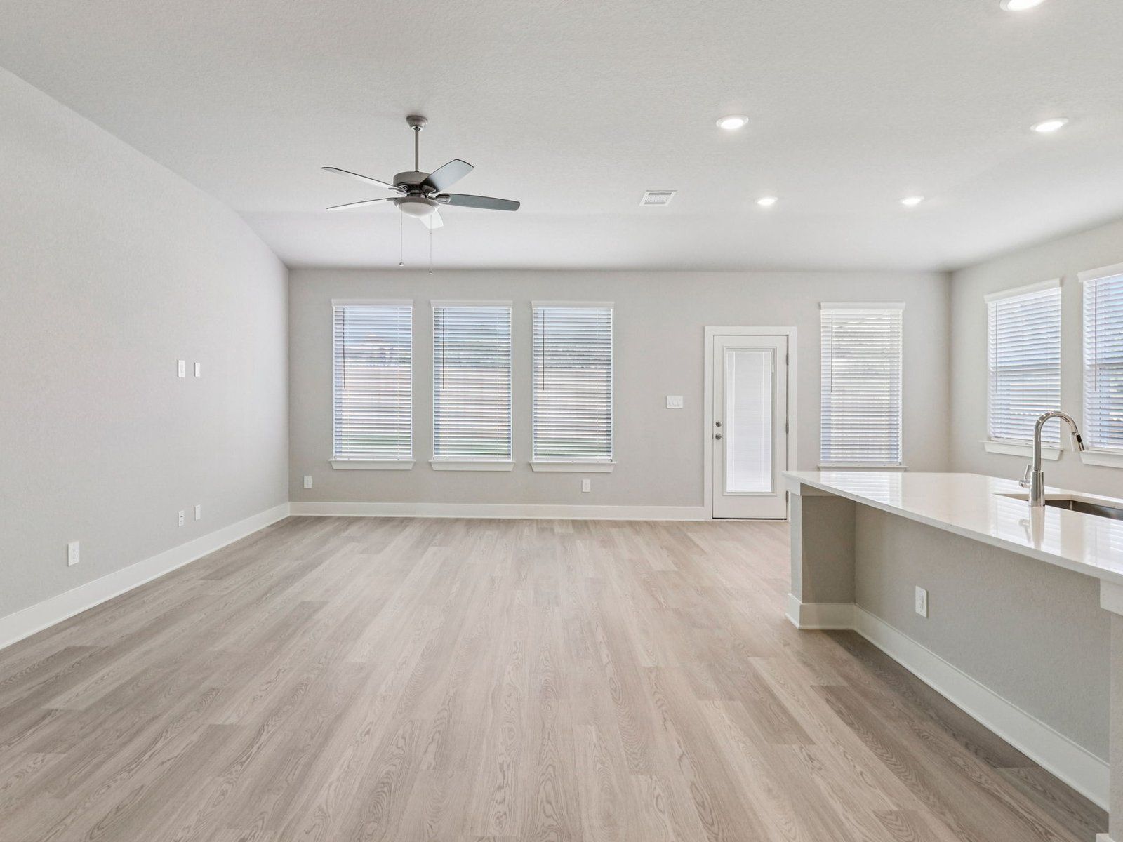 The Holly (4004) - Estancia Ranch - Classic Series: San Antonio, Texas - Meritage Homes