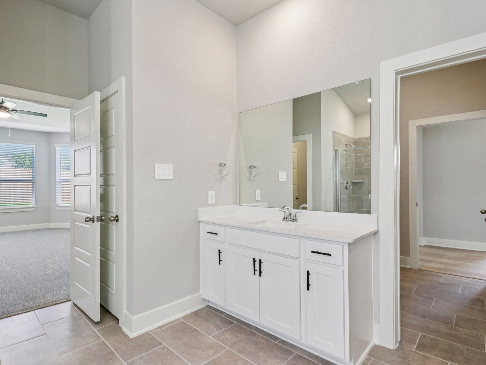 Primary Suite Bathroom