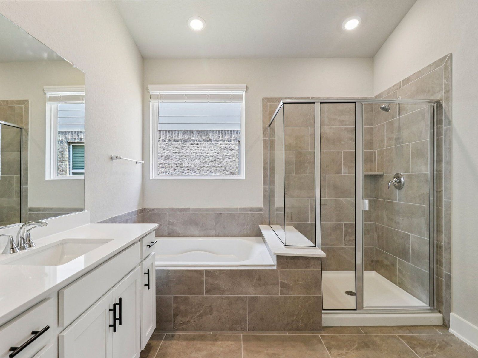 Primary Suite Bathroom
