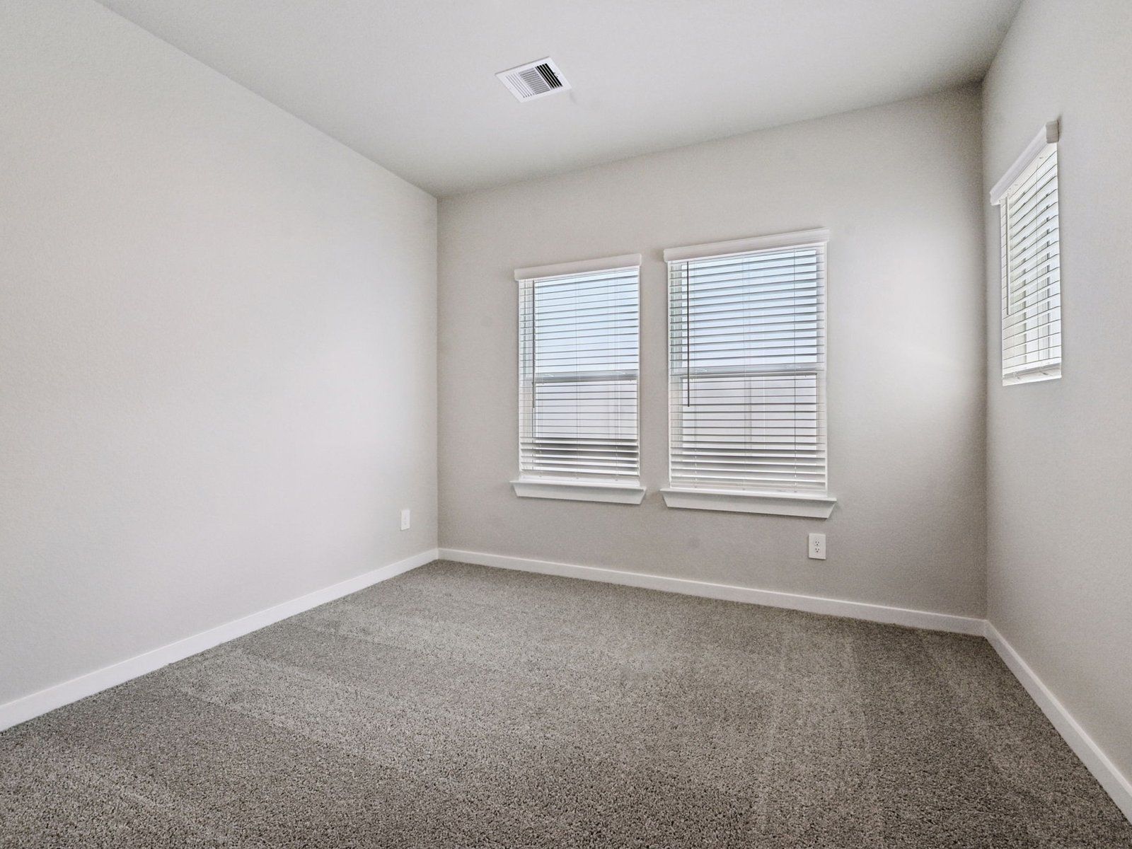27-custom-Houston - Spring Brook Village- 4116 Good Vineyard Ln Houston TX 77080-021.jpg