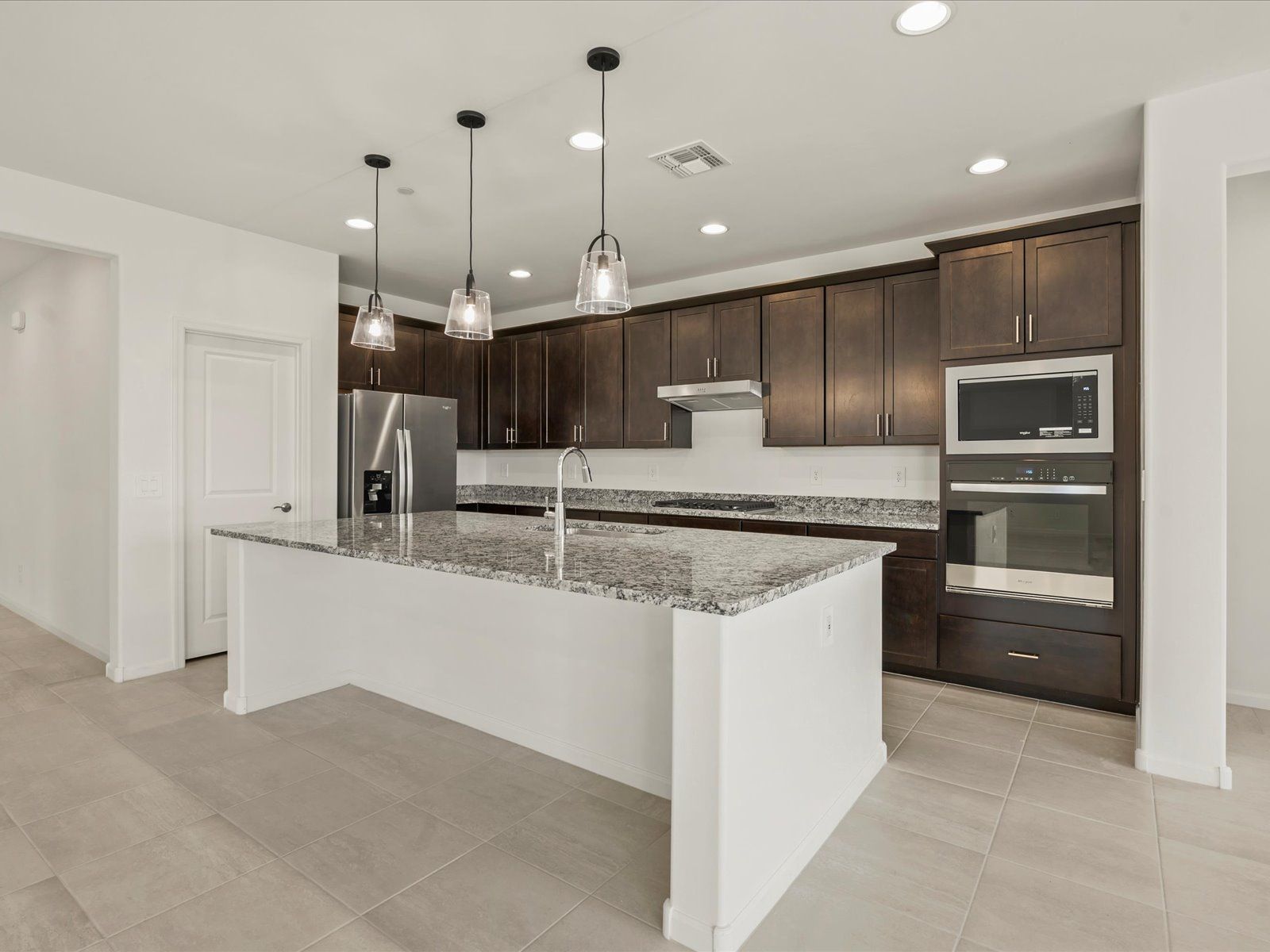 1519 E CATTLE GRAZE LOOP (Mesquite)