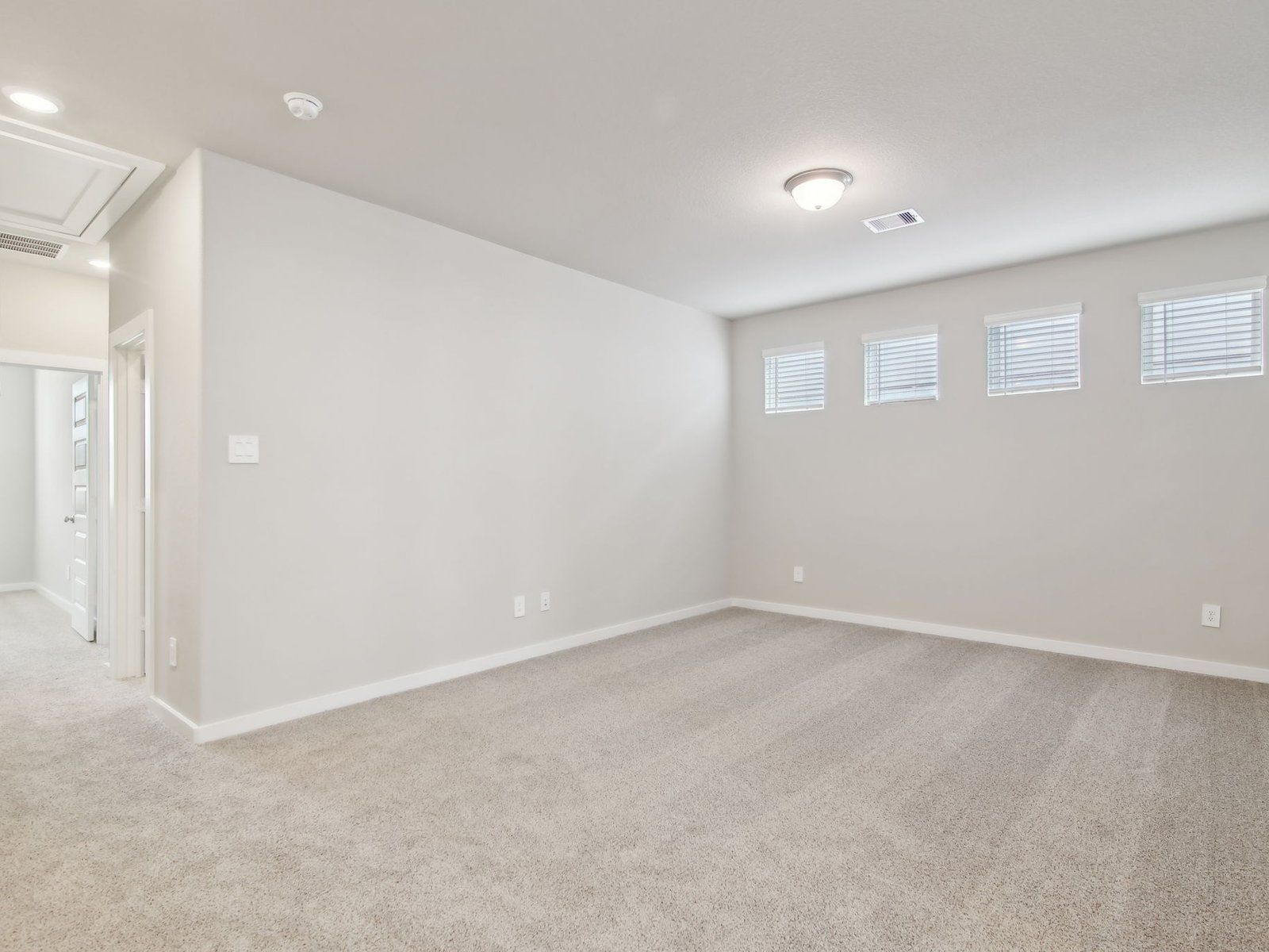 29-custom-Houston - Spring Brook Village - 10027 Rustic Charm St, Houston, TX 77080 - 029.jpg