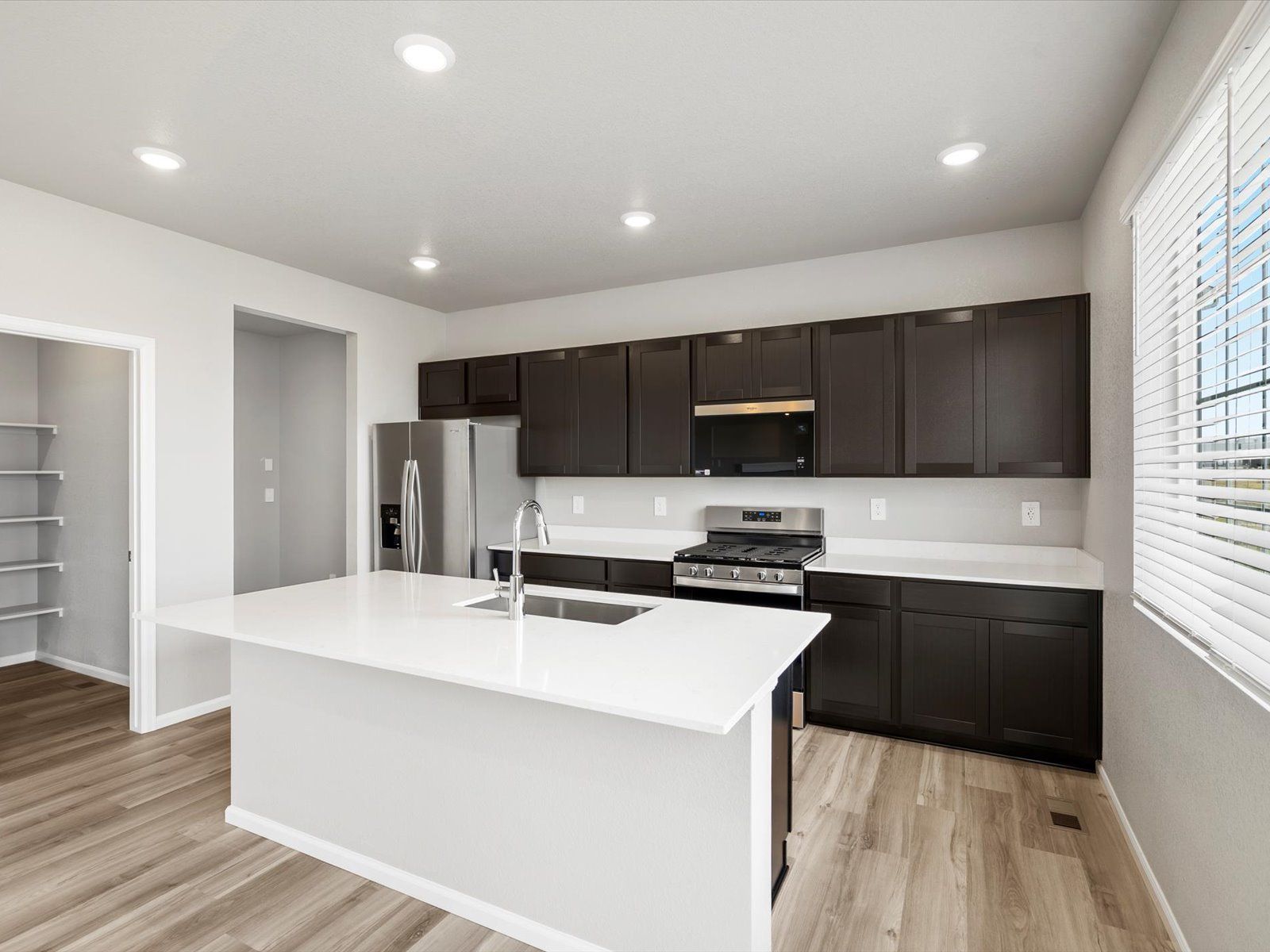 The Waterton - Buffalo Highlands: The Canyon Collection: Commerce City, Colorado - Meritage Homes