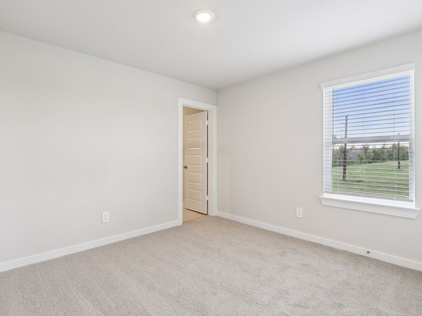 5223 Kingdom Heights Boulevard (The Royal (L481))