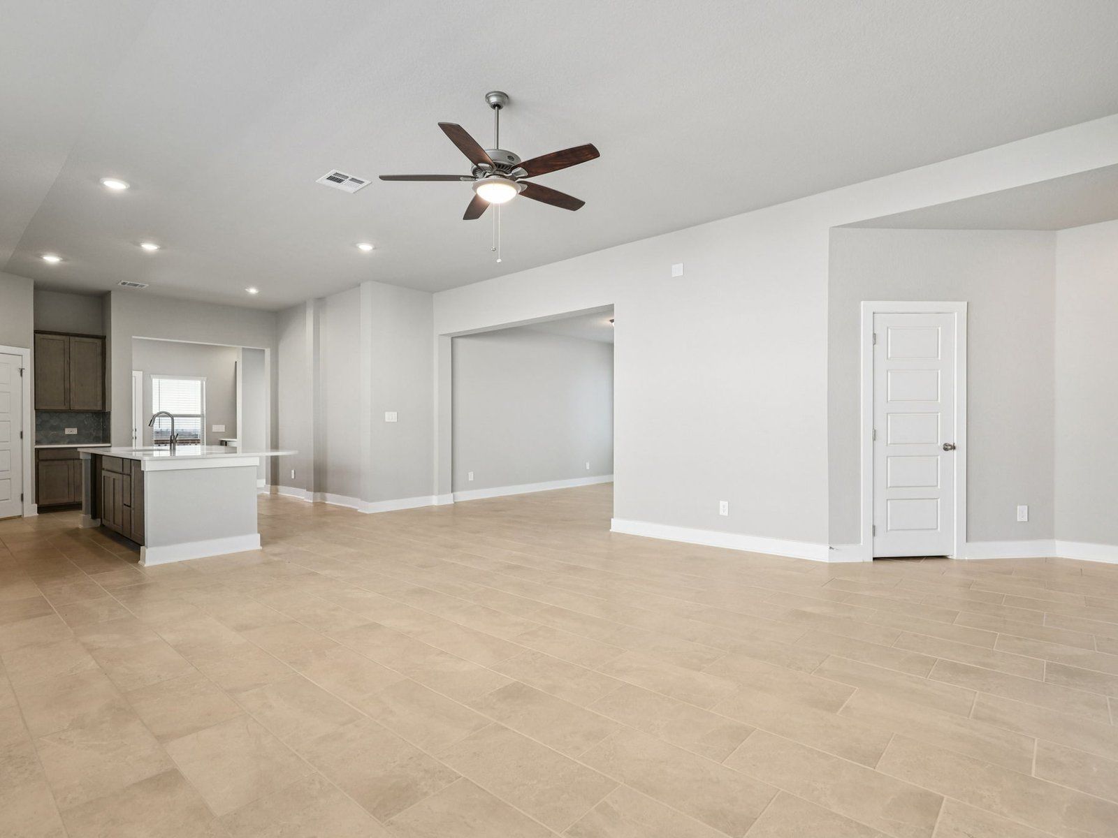Living Room &amp; Kitchen