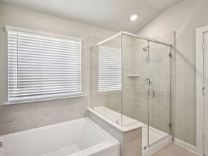 5423 Kingdom Heights Boulevard (The Henderson (L404))