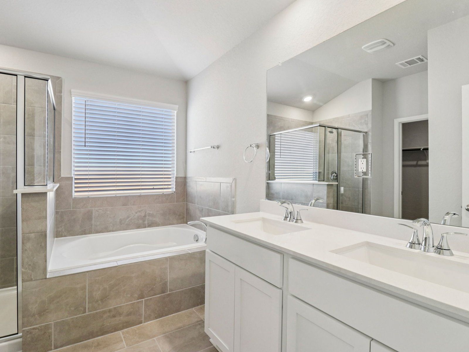 Primary Suite Bathroom