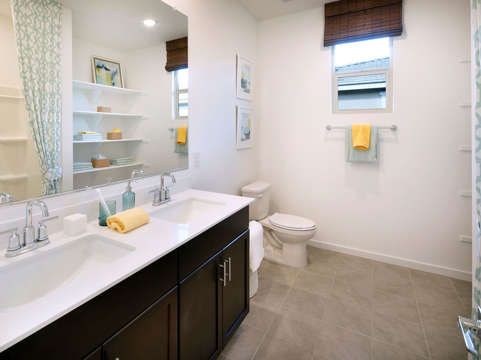 Guest bath in the Avery floorplan at Paloma Creek in Phoenix, Arizona