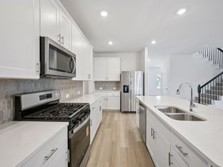 The Woodside - Lakehaven - Signature Series: Farmersville, Texas - Meritage Homes