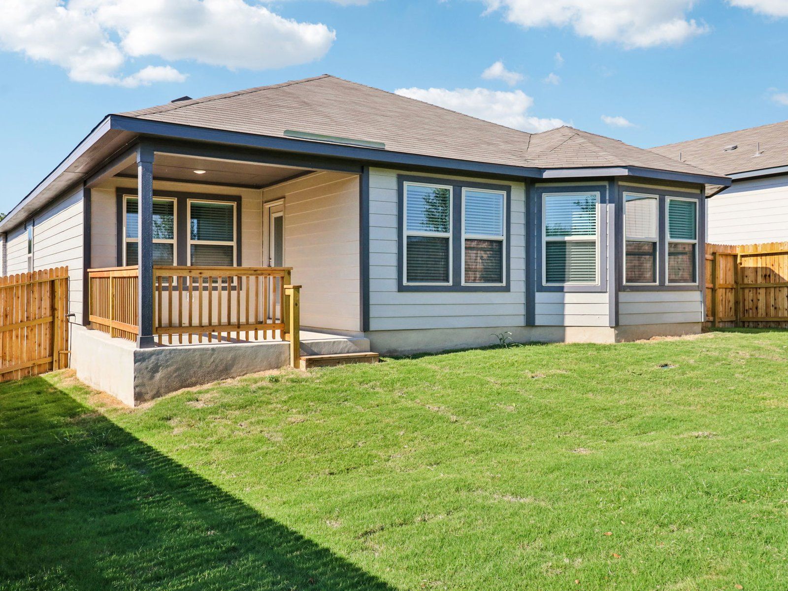 The Briscoe (820) - Royal Crest: San Antonio, Texas - Meritage Homes