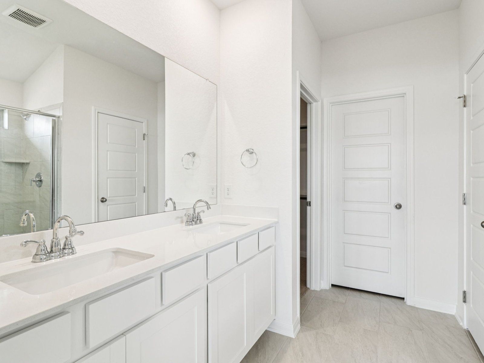 Primary Suite Bathroom