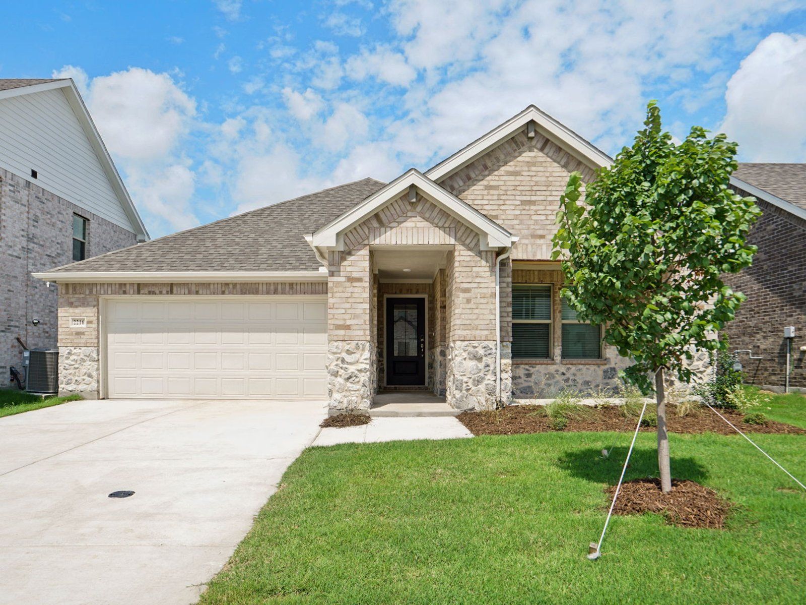 2216 Zephyr Drive (The Oleander)