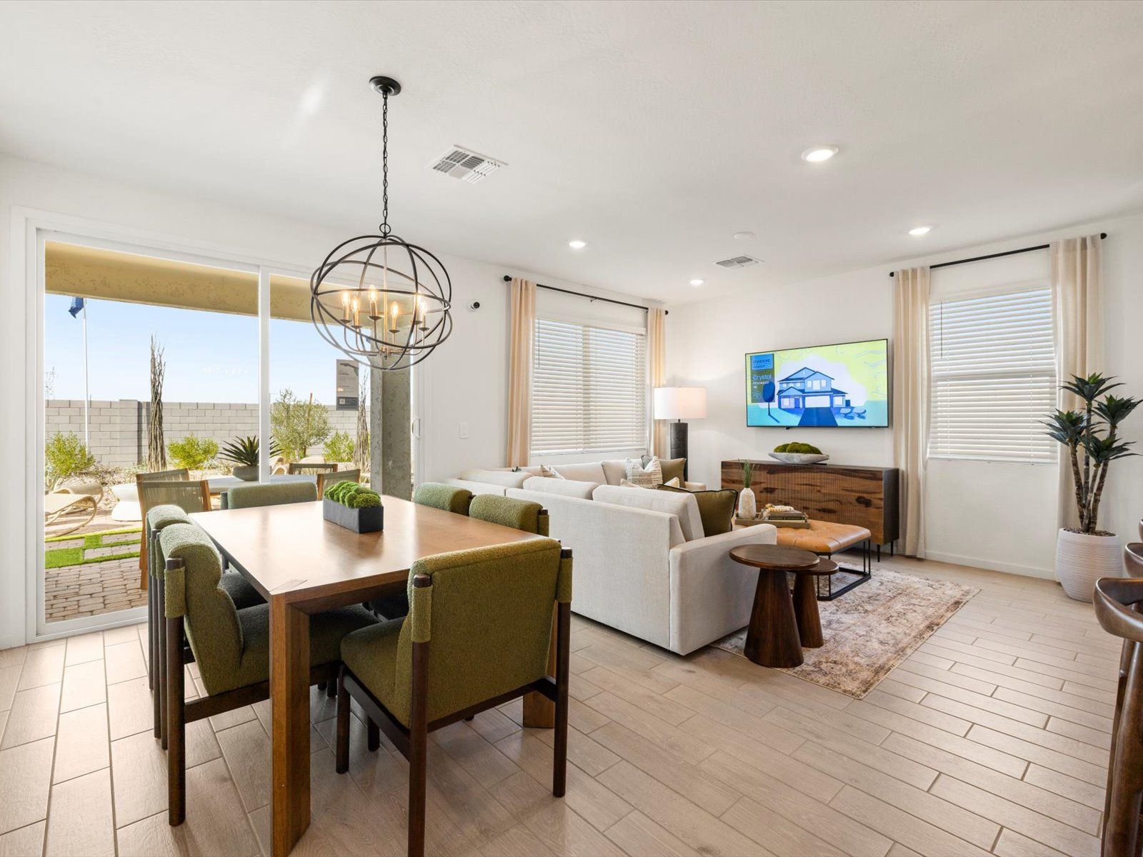 Living space in Leslie floorplan at Teravalis