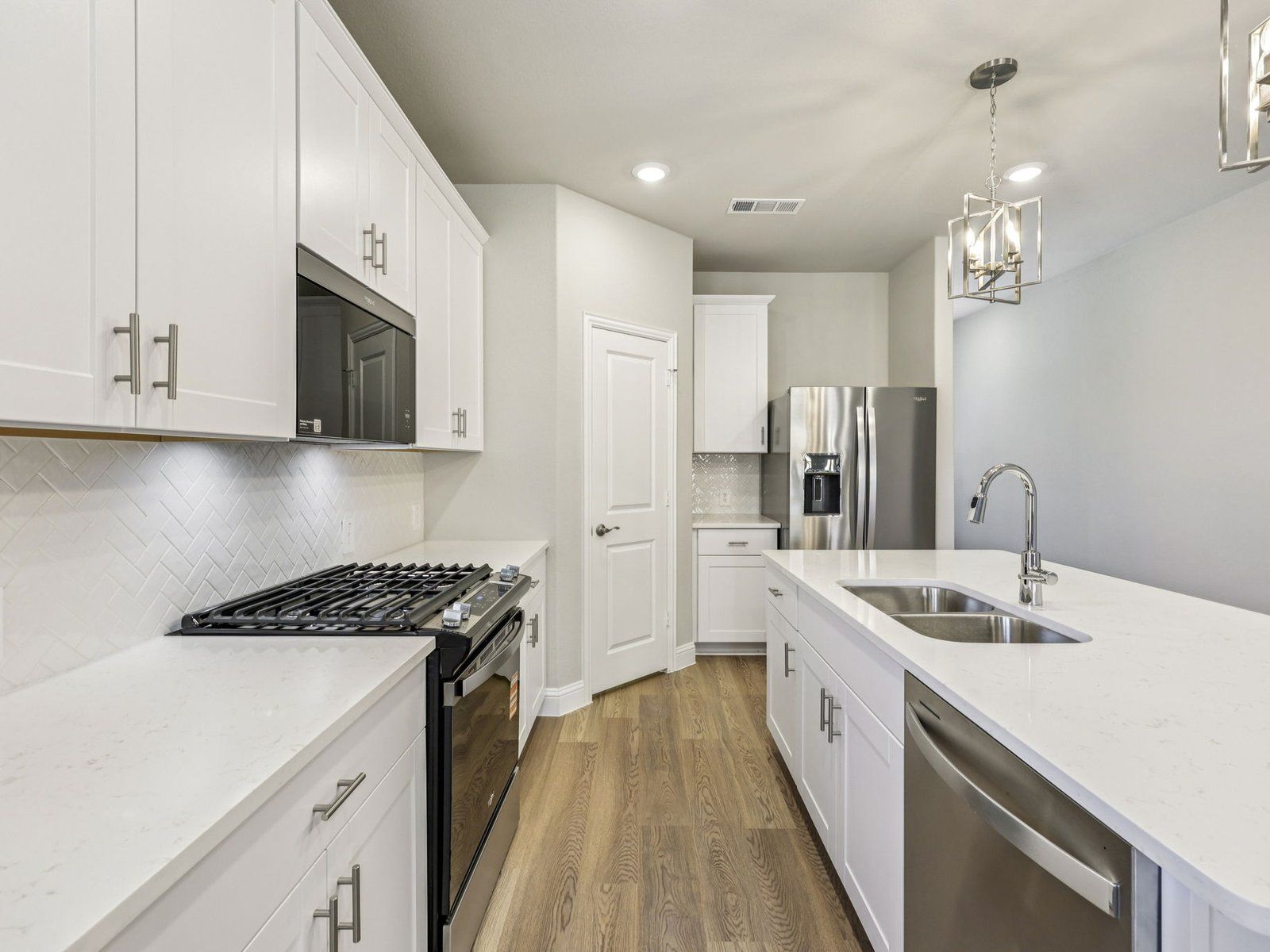 2111 Dunbar Drive (The Matador)