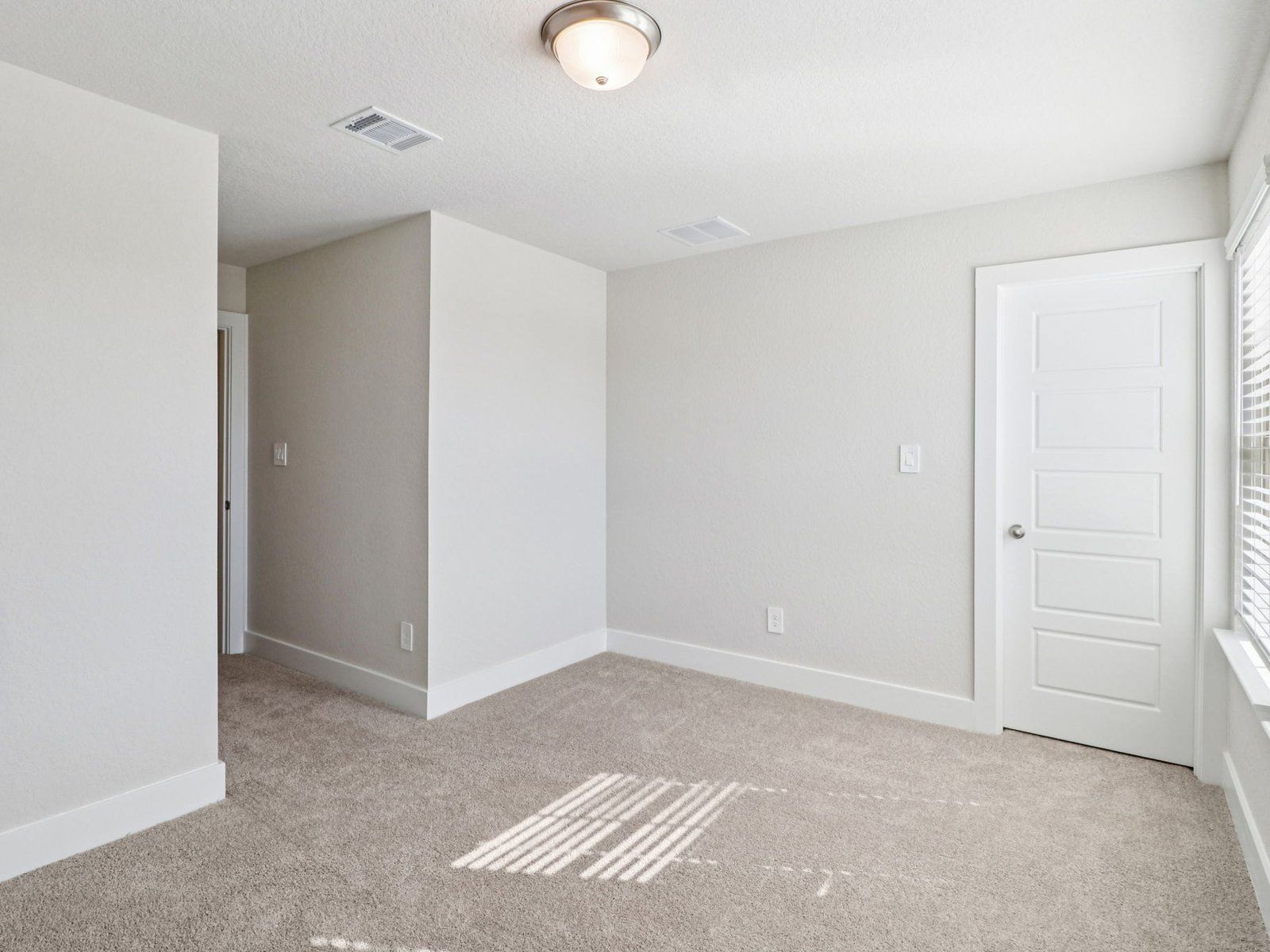 Secondary bedroom