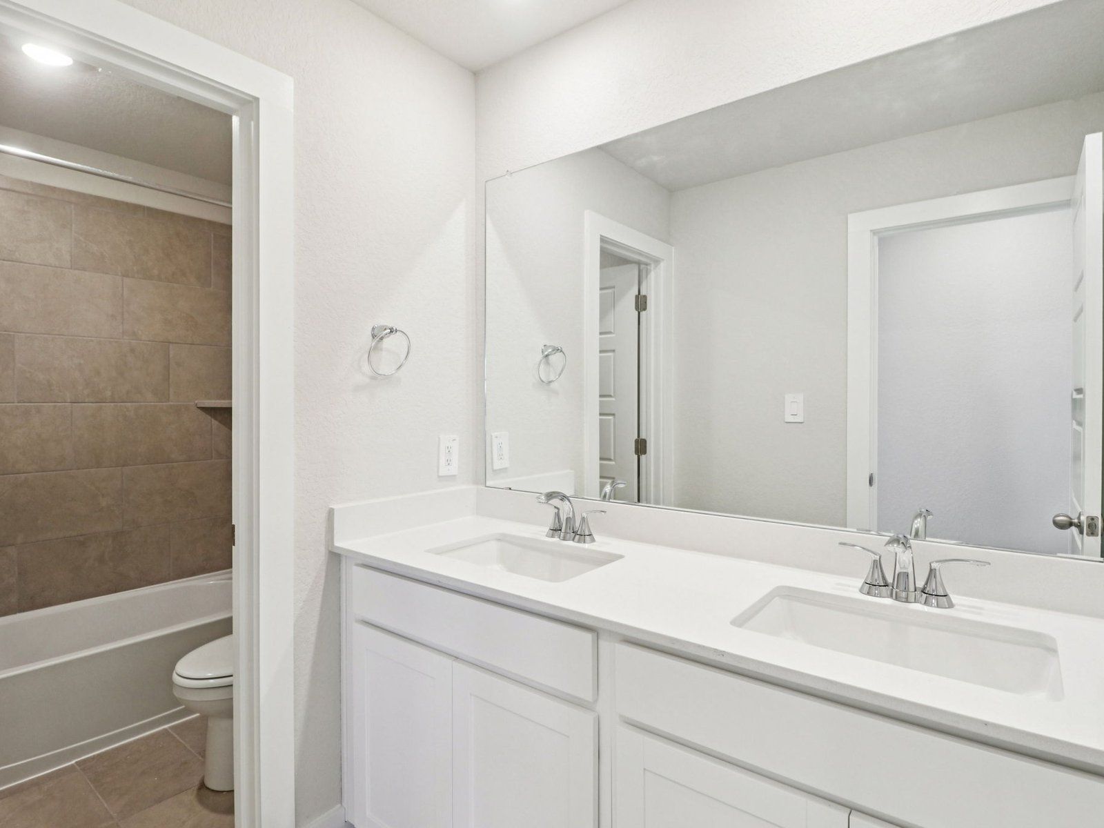 Secondary bathroom