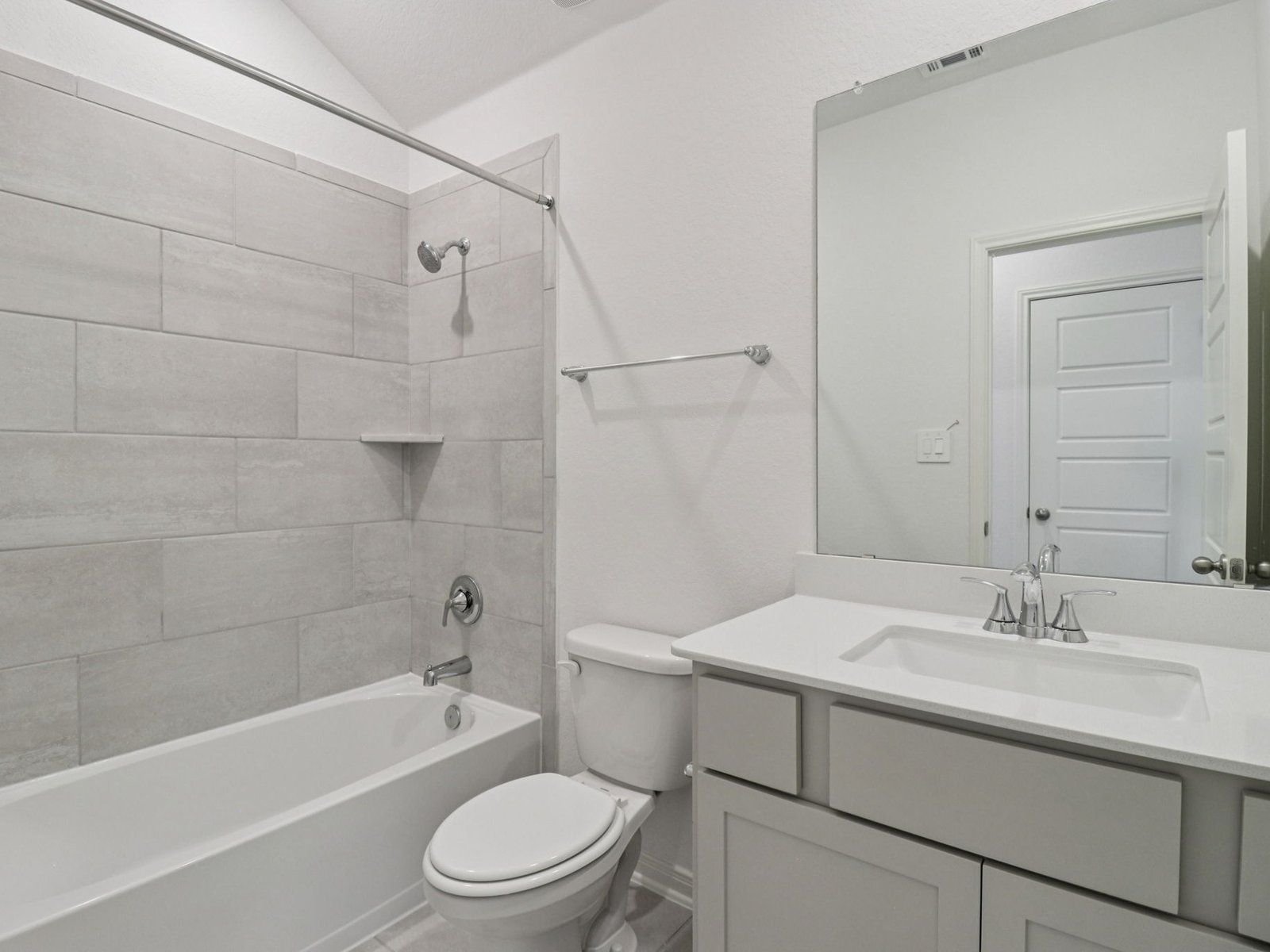 1321 Lydian Broom (The Callaghan (830))