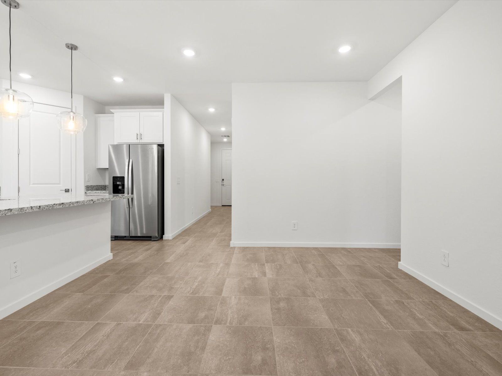 17333 W Eva Street (Carson)