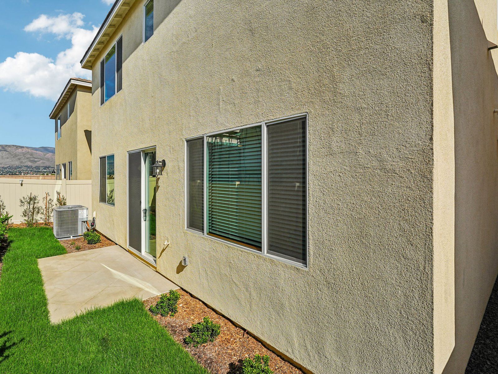Residence 2 - Willow at Live Oak: Redlands, California - Meritage Homes