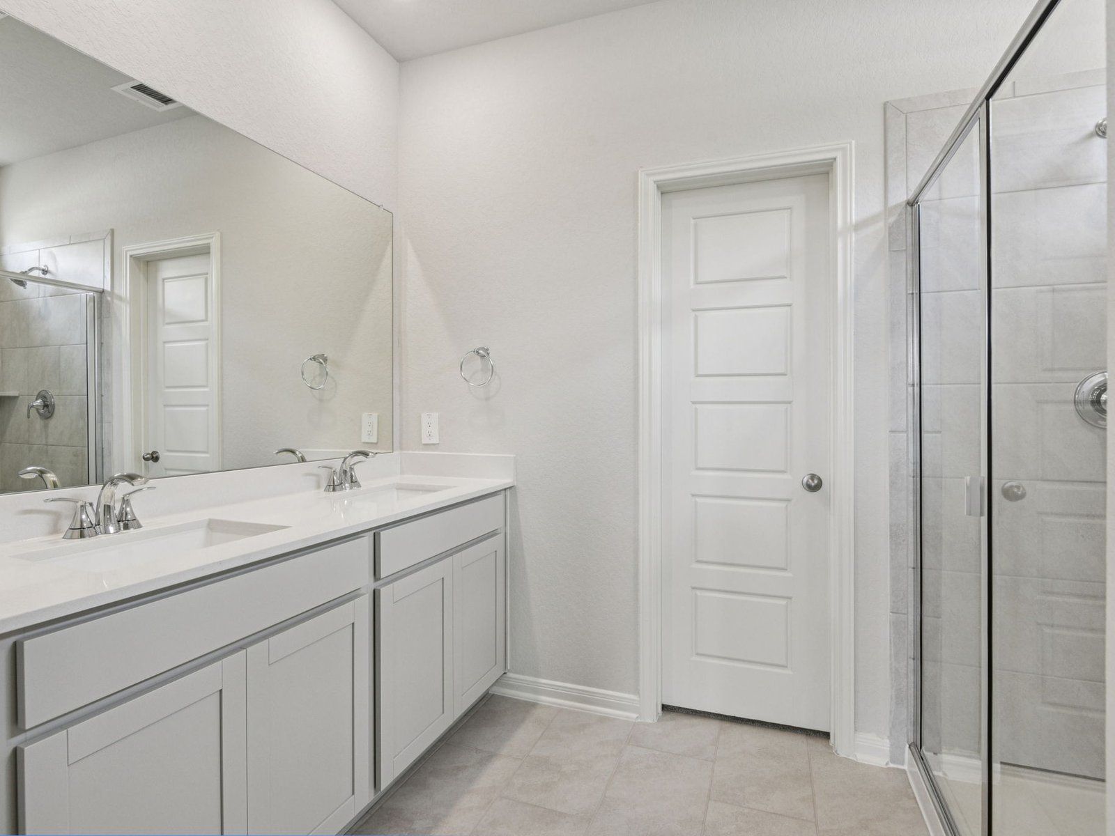Primary Suite Bathroom