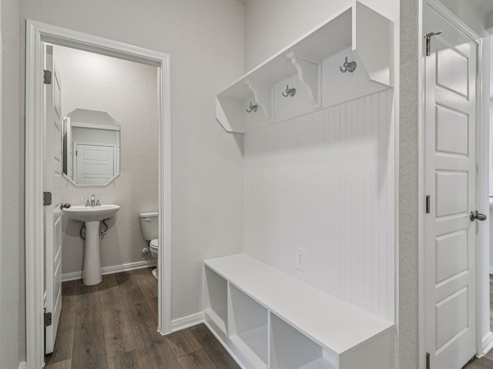 Mud Bench &amp; Half Bath