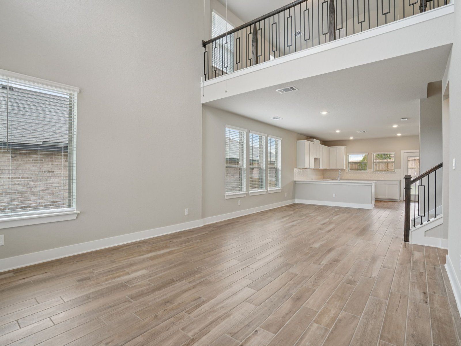 Living &amp; Dining &amp; Kitchen