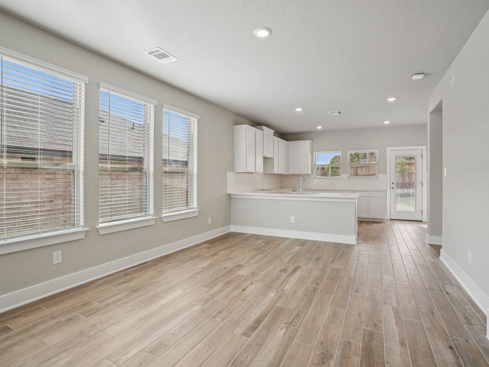 Dining &amp; Kitchen