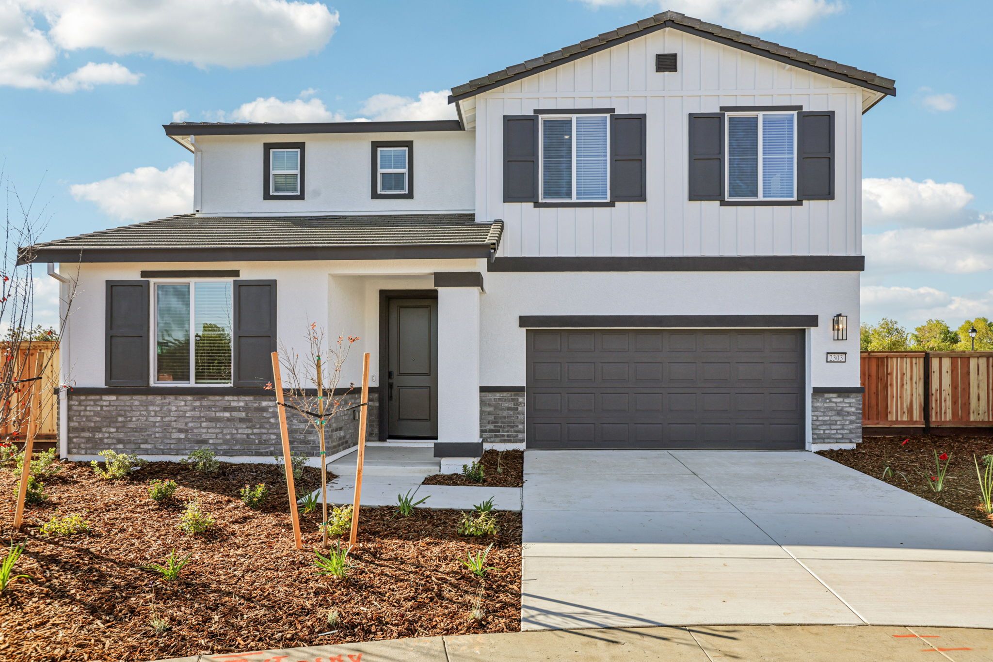 Residence 4 - Casacala: Brentwood, California - Meritage Homes