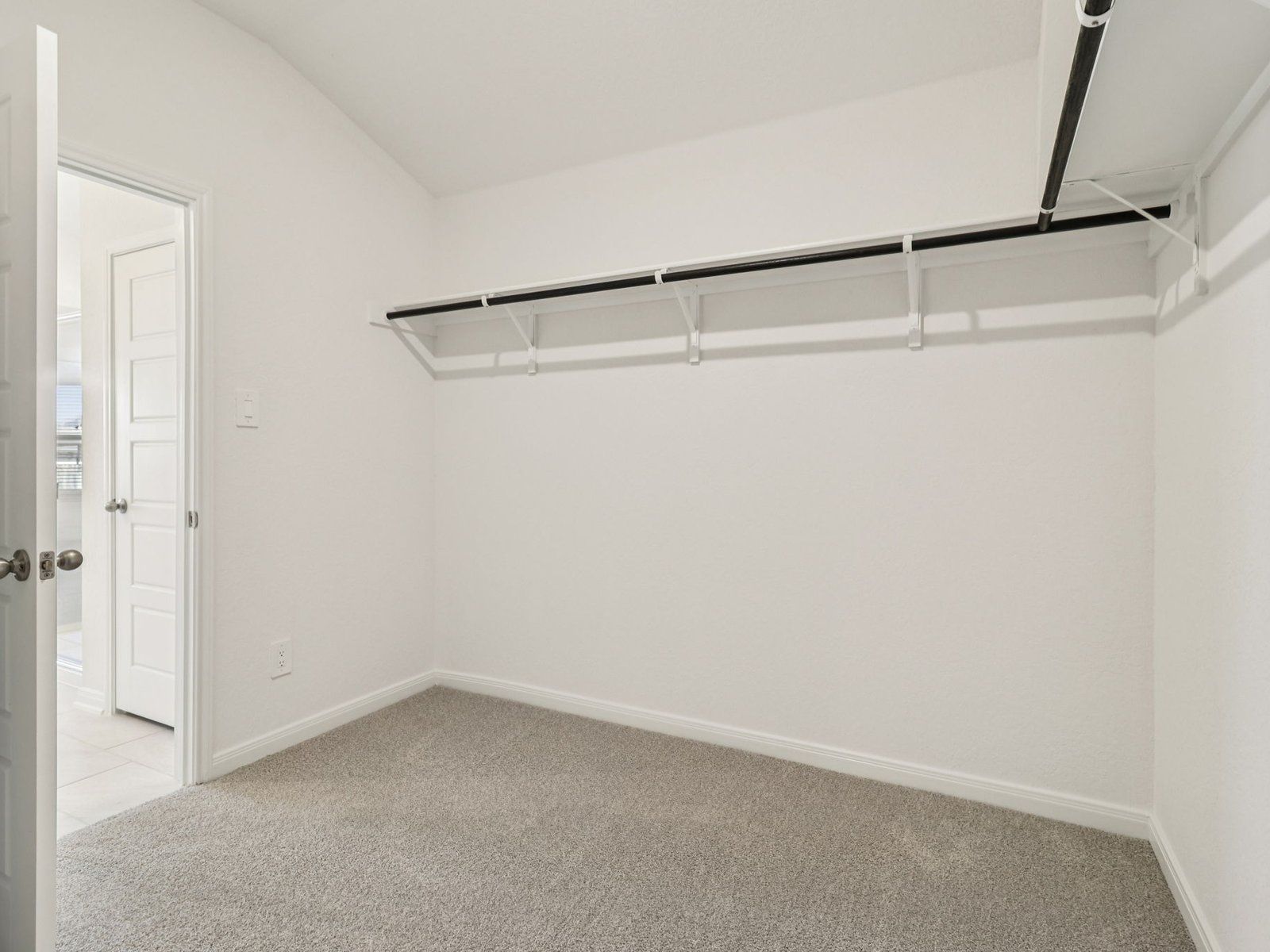 Walk In Closet