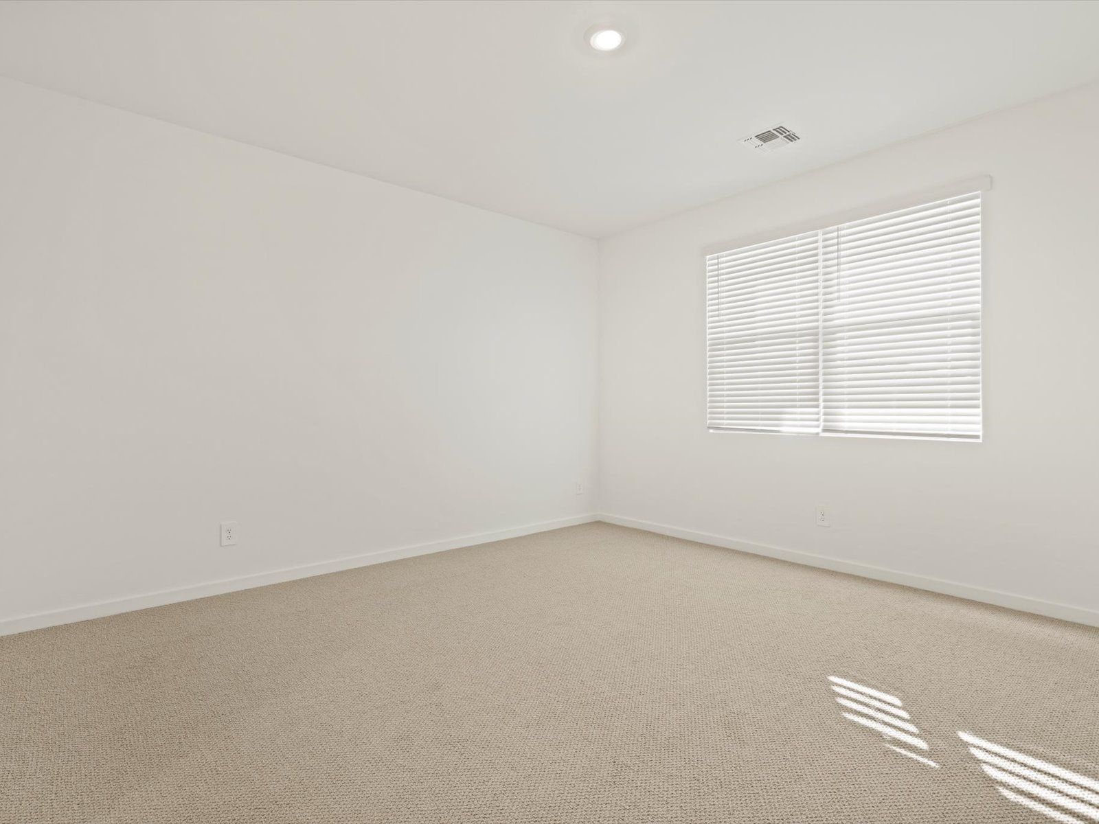 PHX_Paloma-Creek_Bedroom_15985-W-Desert-Spoon-Dr