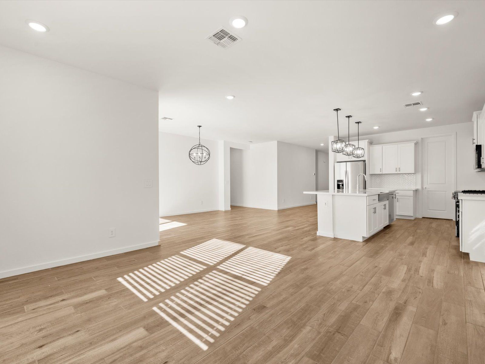 15981 W DESERT SPOON DR (Lark)