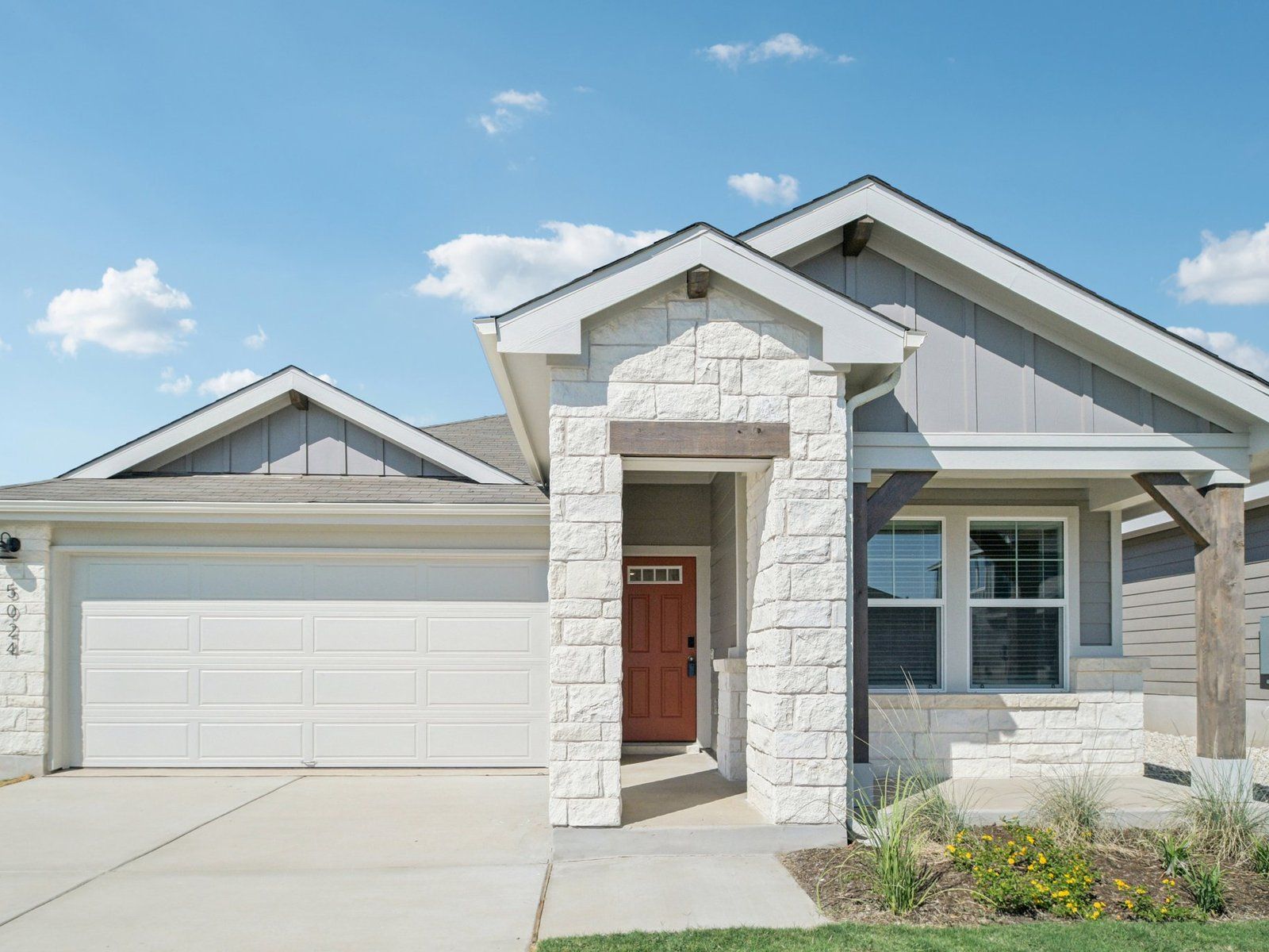 The Briscoe (820) - Lexington Parke: Del Valle, Texas - Meritage Homes