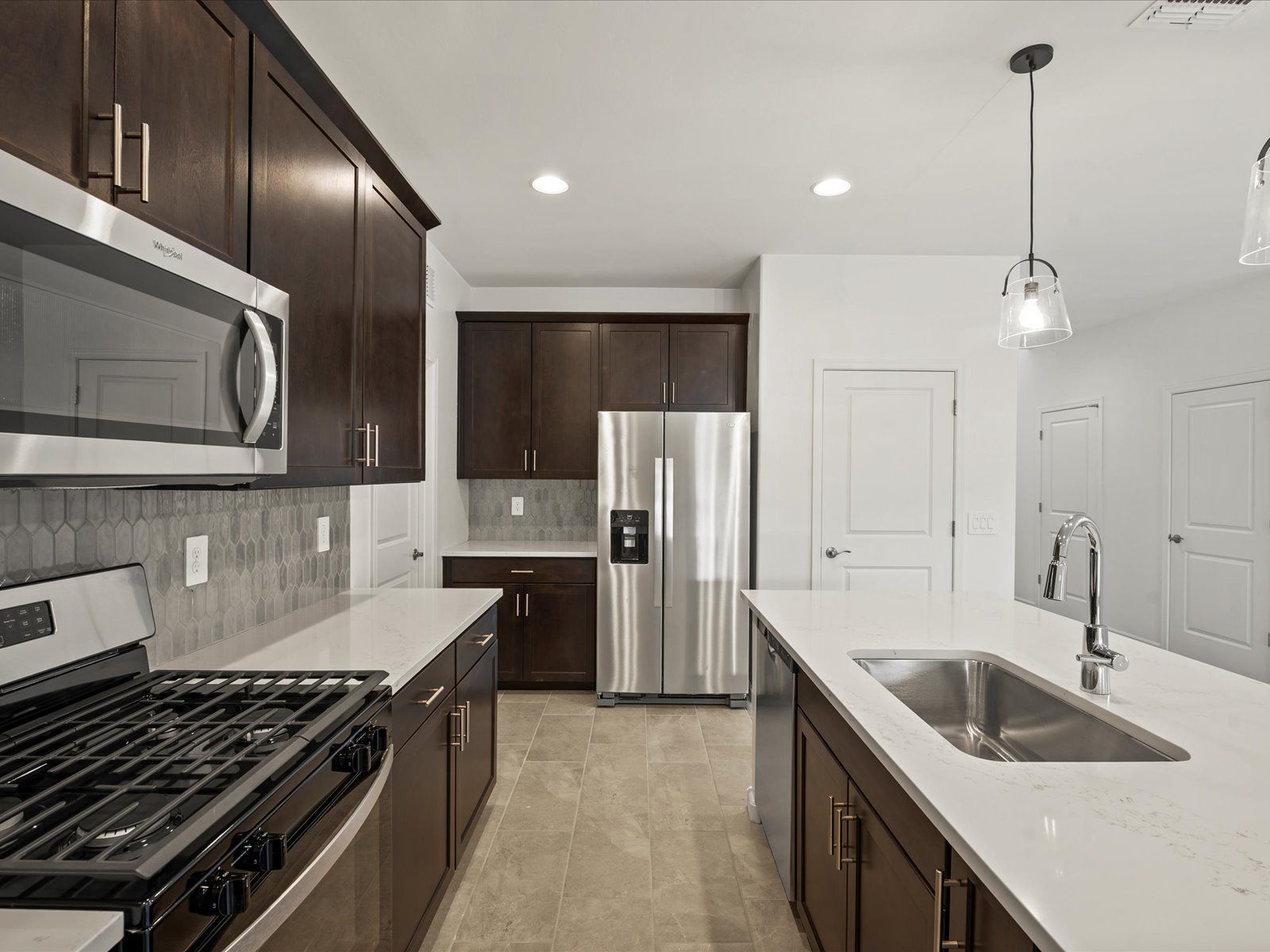 12615 E REMI DRIVE (Grayson)