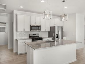 9775 N SUMMERSTONE AV (Onyx)