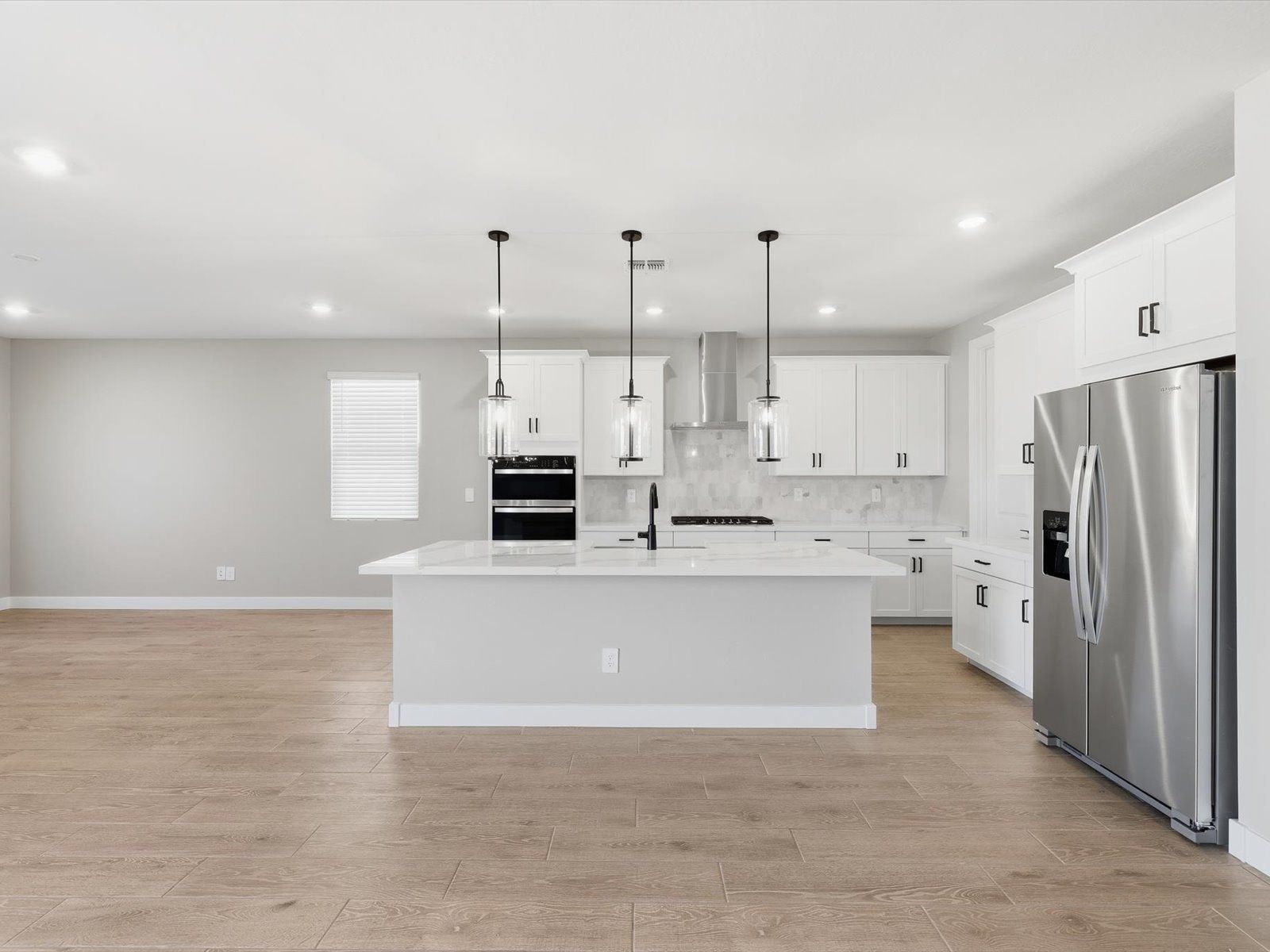 4868 N 177th Drive (Lark)