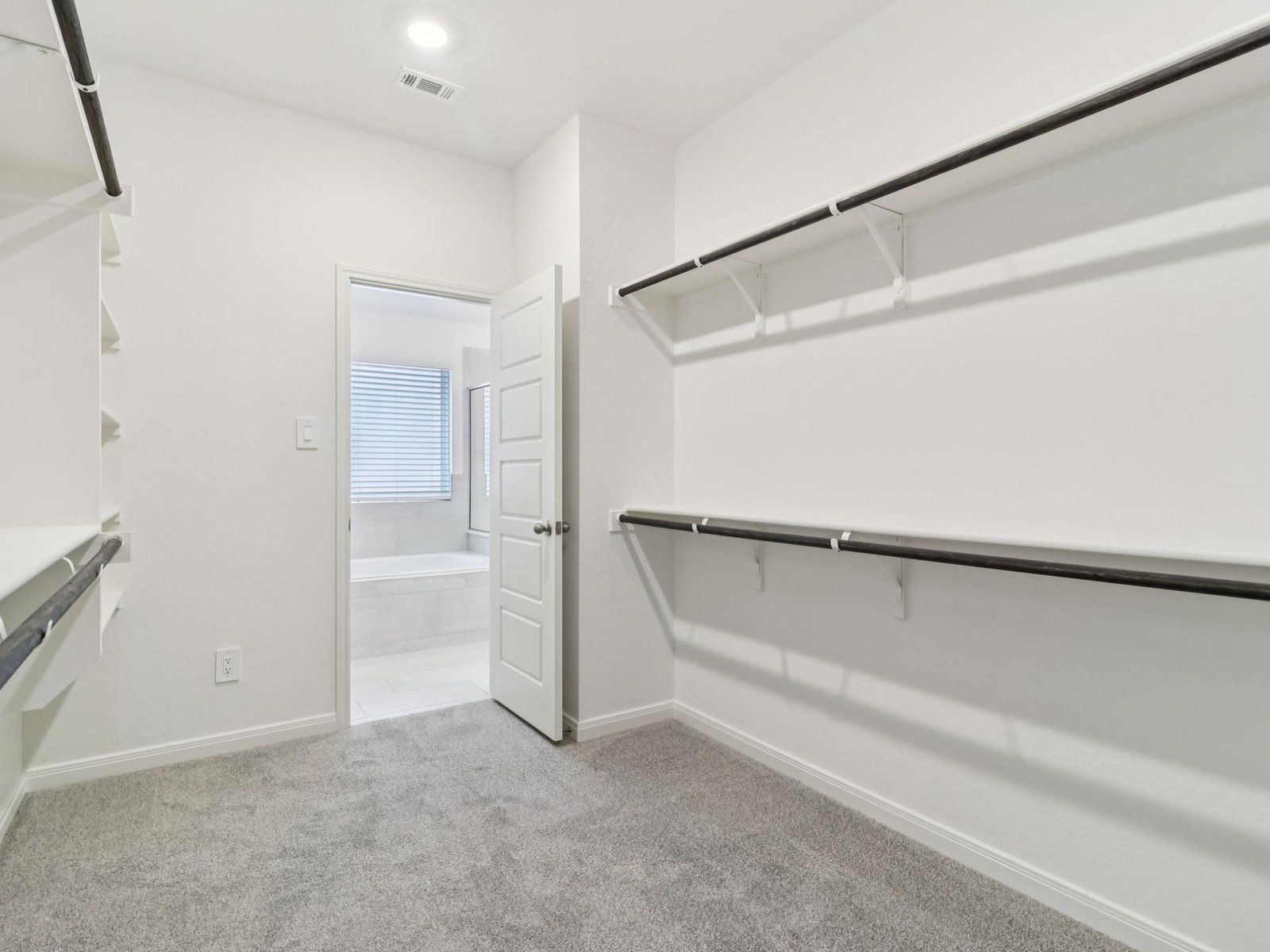 11447 Feather Vale (The Preston (C403))