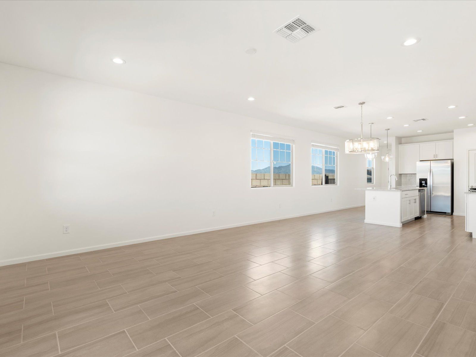 TUC_Meadow_Living-Area_C_265-N-Spring-Flower-Dr