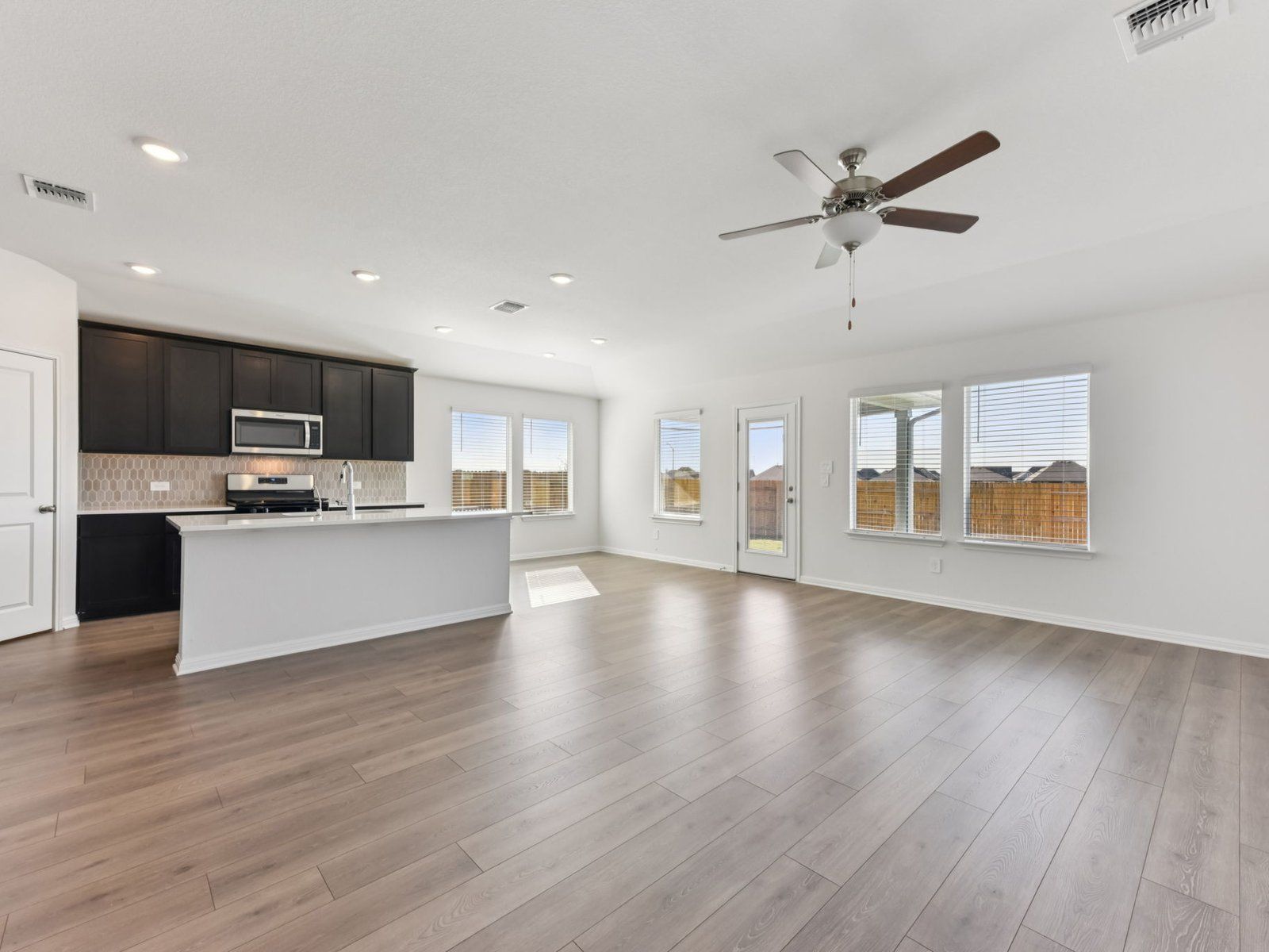 The Henderson (404) - Prairie Winds - Boulevard Collection: Hutto, Texas - Meritage Homes