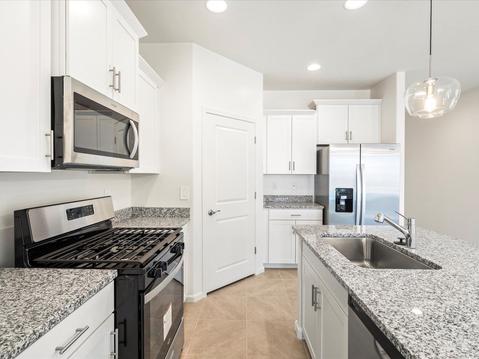 Welcome to the 1460 floorplan.