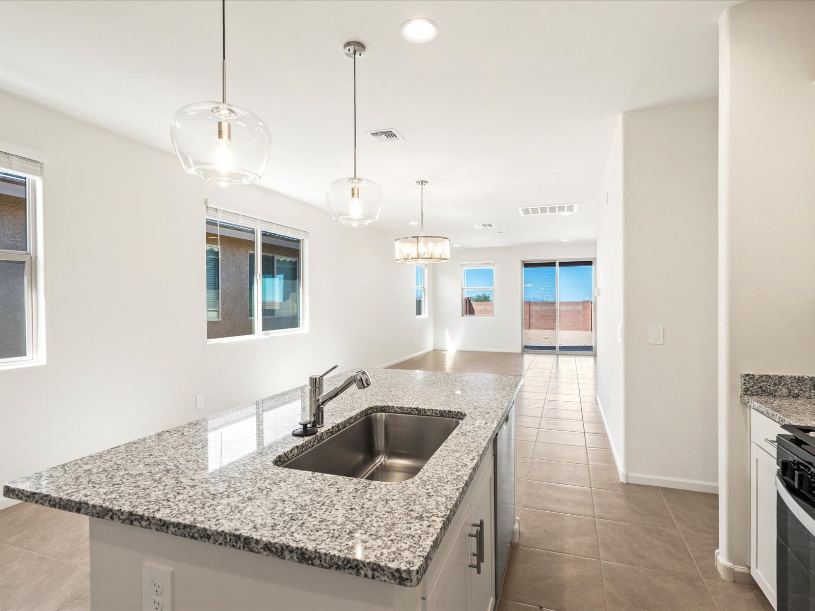 Welcome to the 1460 floorplan.