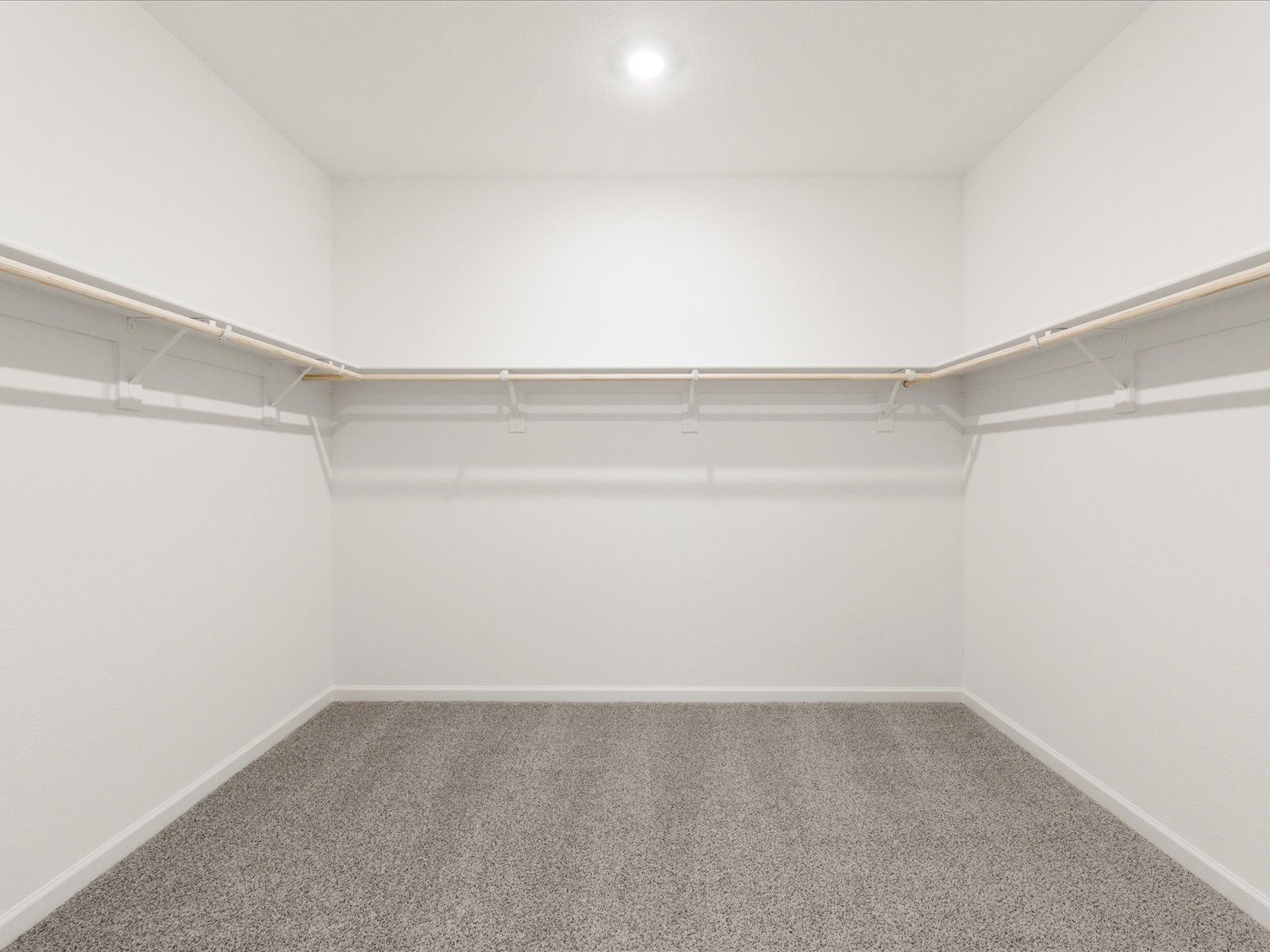 SAC_Aspen-At-Villa-Ticino_4522_Closet_B_2261-Hewins-St