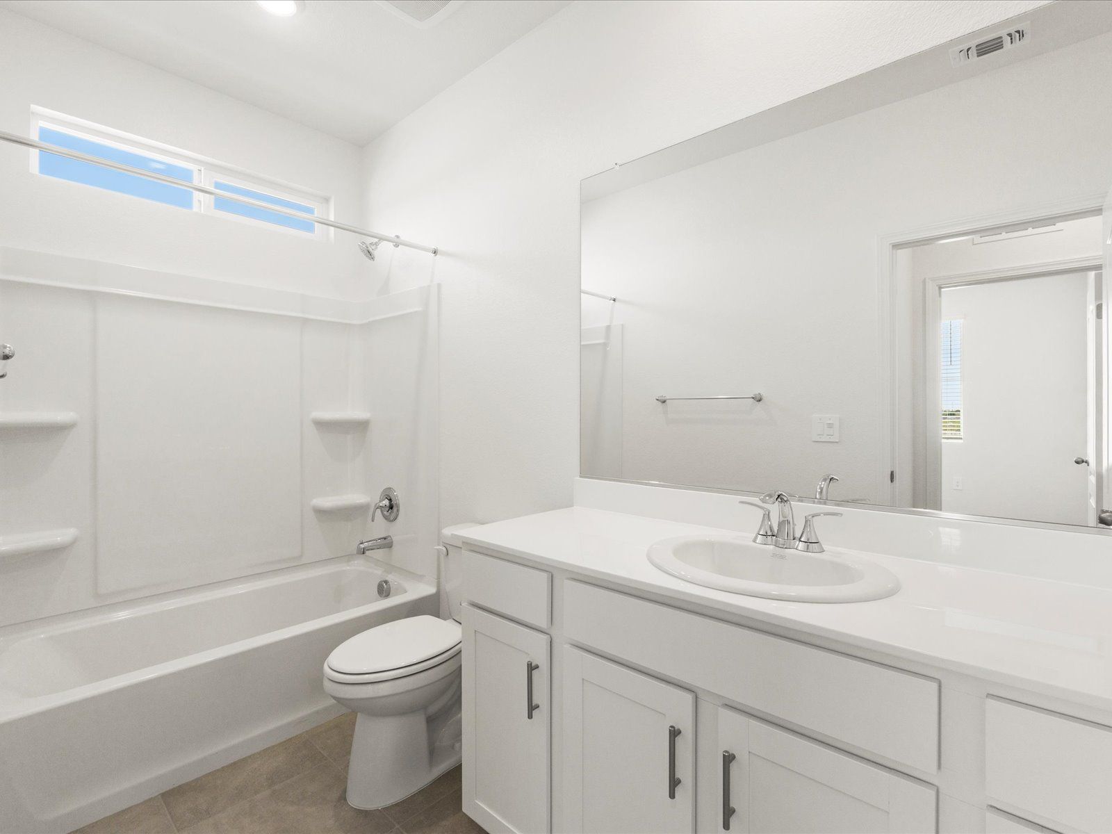 SAC_Aspen-At-Villa-Ticino_4522_Bathroom_B_2261-Hewins-St