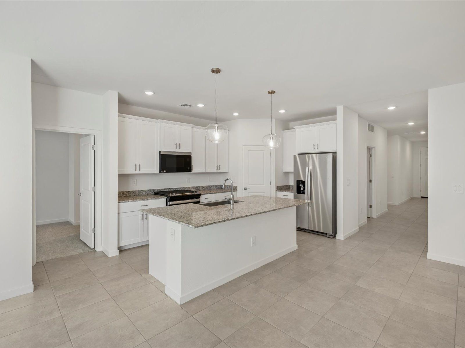 PHX_Rancho-Mirage_Mason_Kitchen_D_37071-Vera-Cruz-Dr