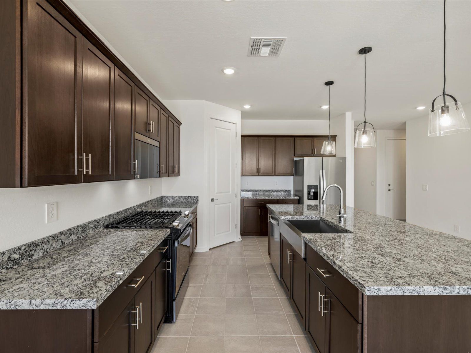 Arlo - Meritage Homes by Teravalis - Reserve Series: Buckeye, Arizona - Meritage Homes