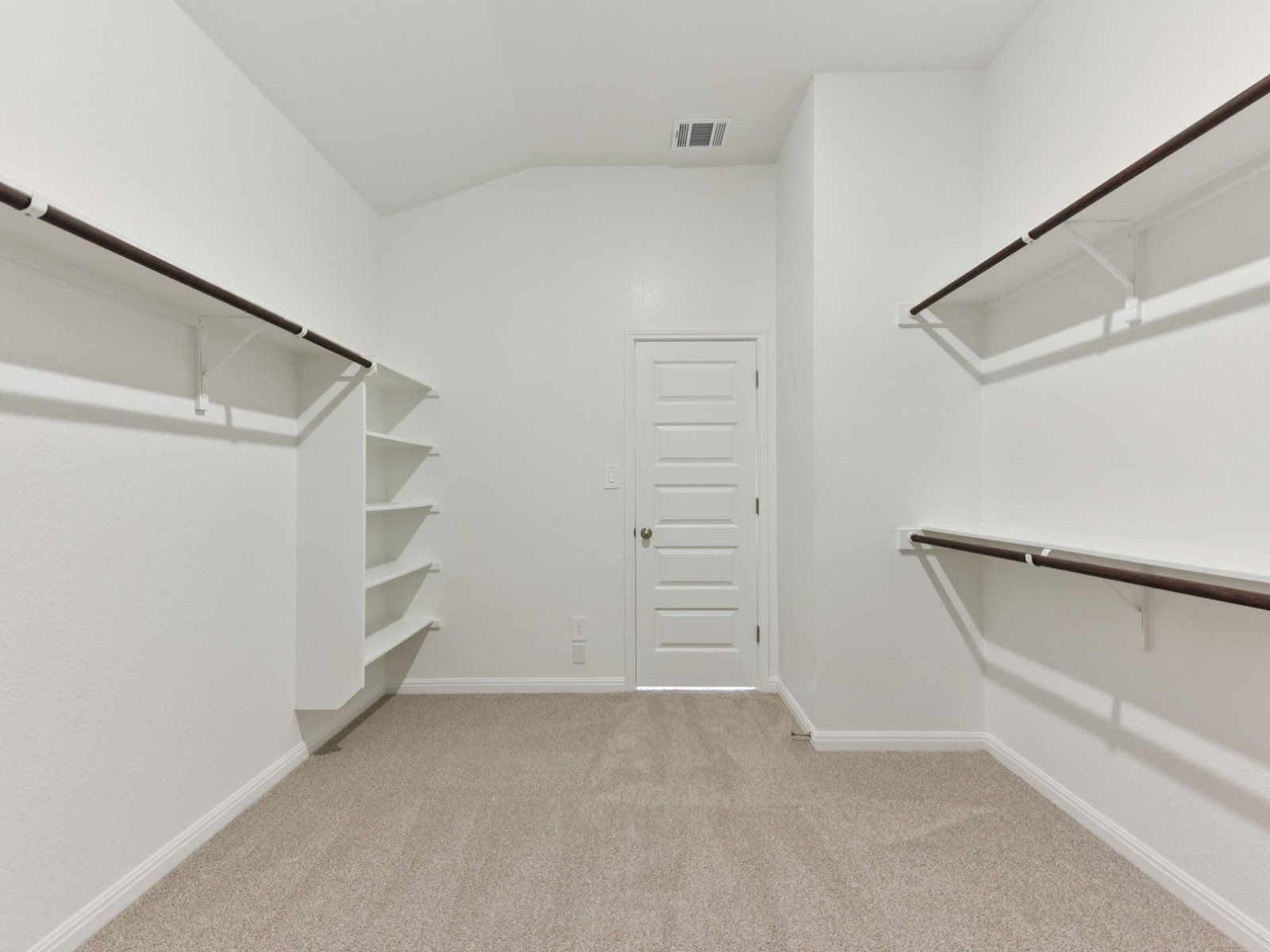 The Valor (540) Floorplan