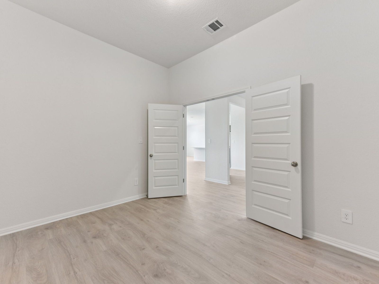 The Valor (540) Floorplan