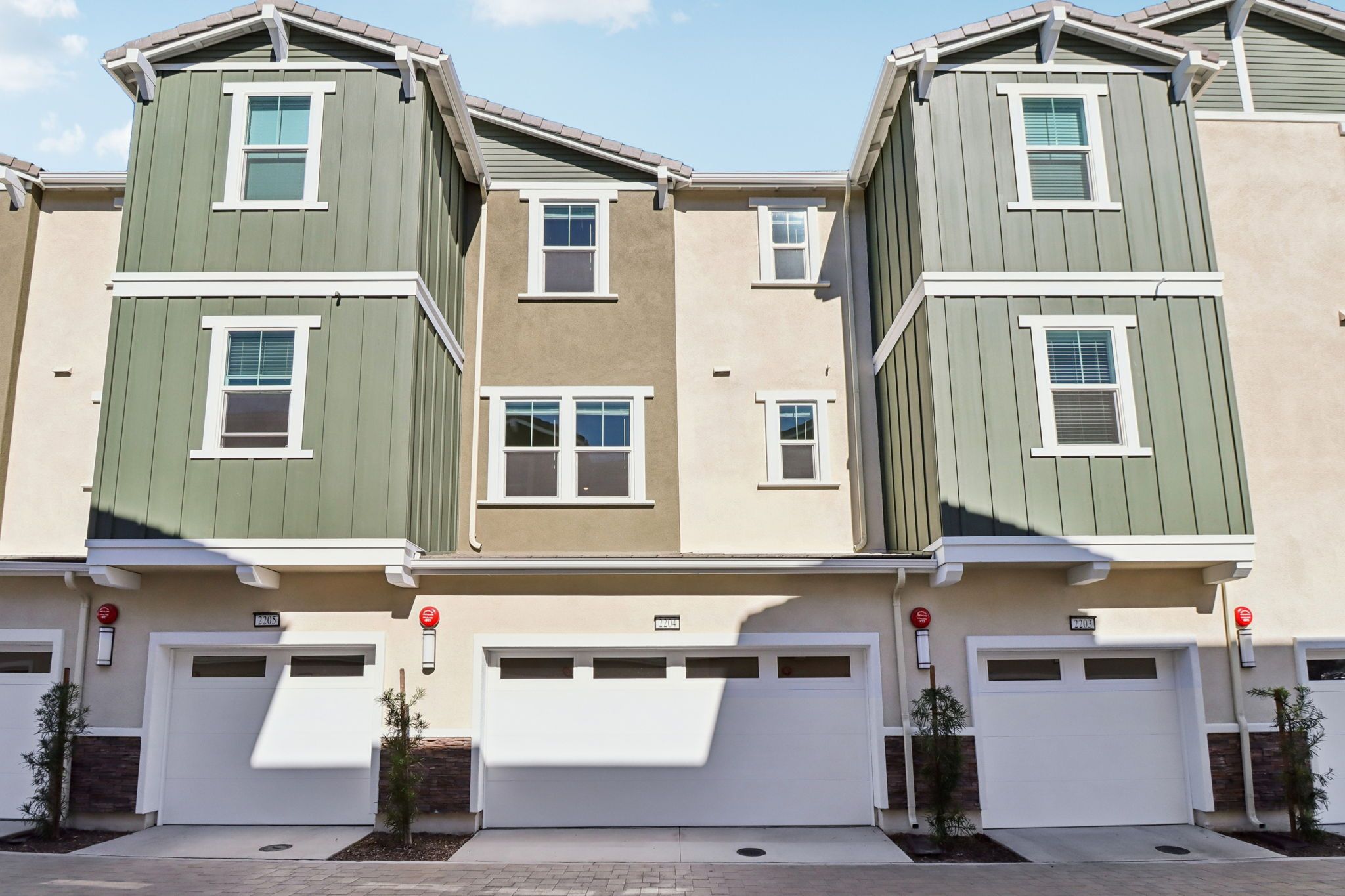 2204 Saltbush Drive (Residence 3)